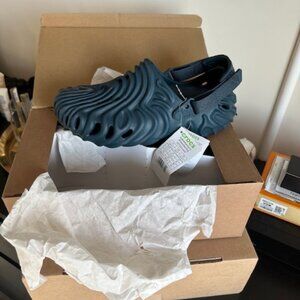 Crocs x Salehe Bembury Pollex Clog Navy Blue Men’s Size 10